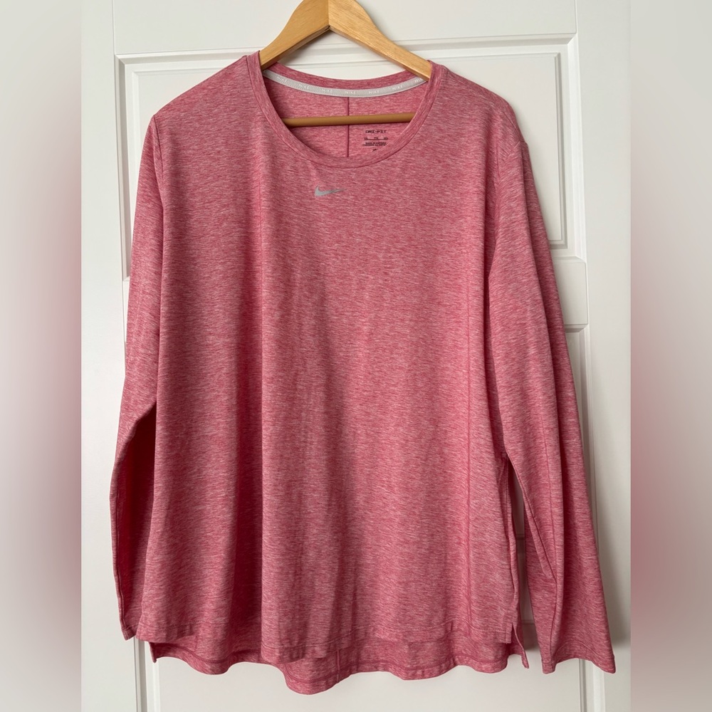 Nike Dri Fit Long Sleeve Shirt